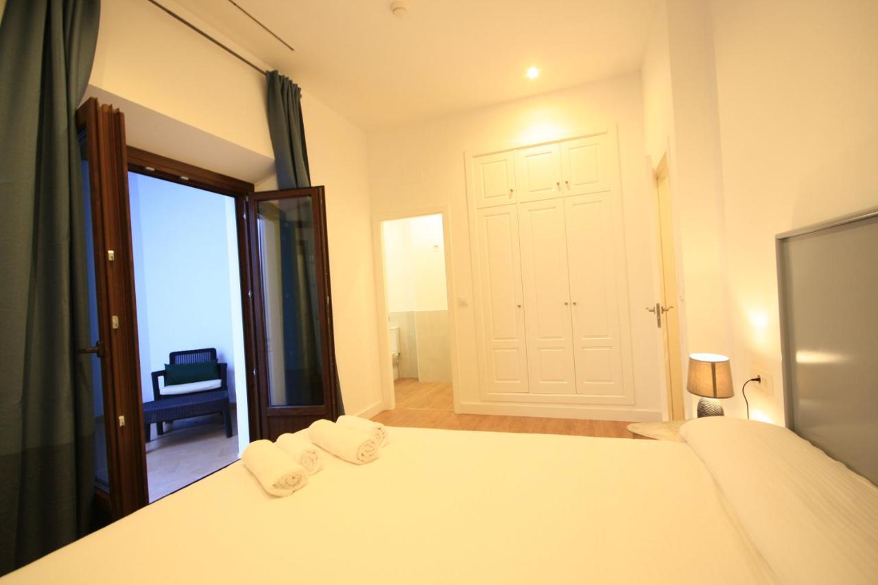 Apartamentos Setas Center Севилья Экстерьер фото